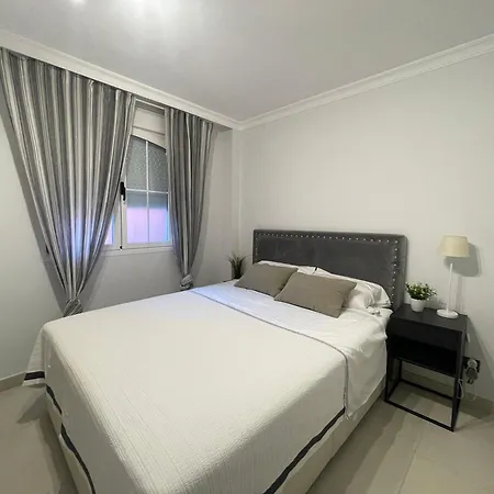 Apartment Bajo Con Jardin En 1ª Linea Costabella